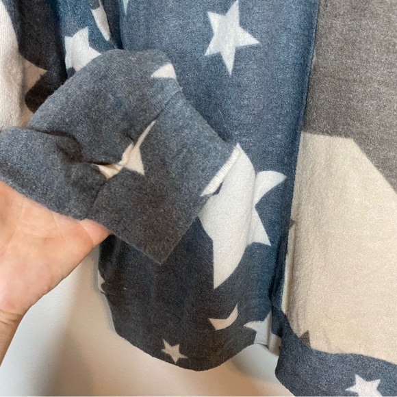 ODDI Mismatched super soft cozy Star Sweater - Picture 6 of 8